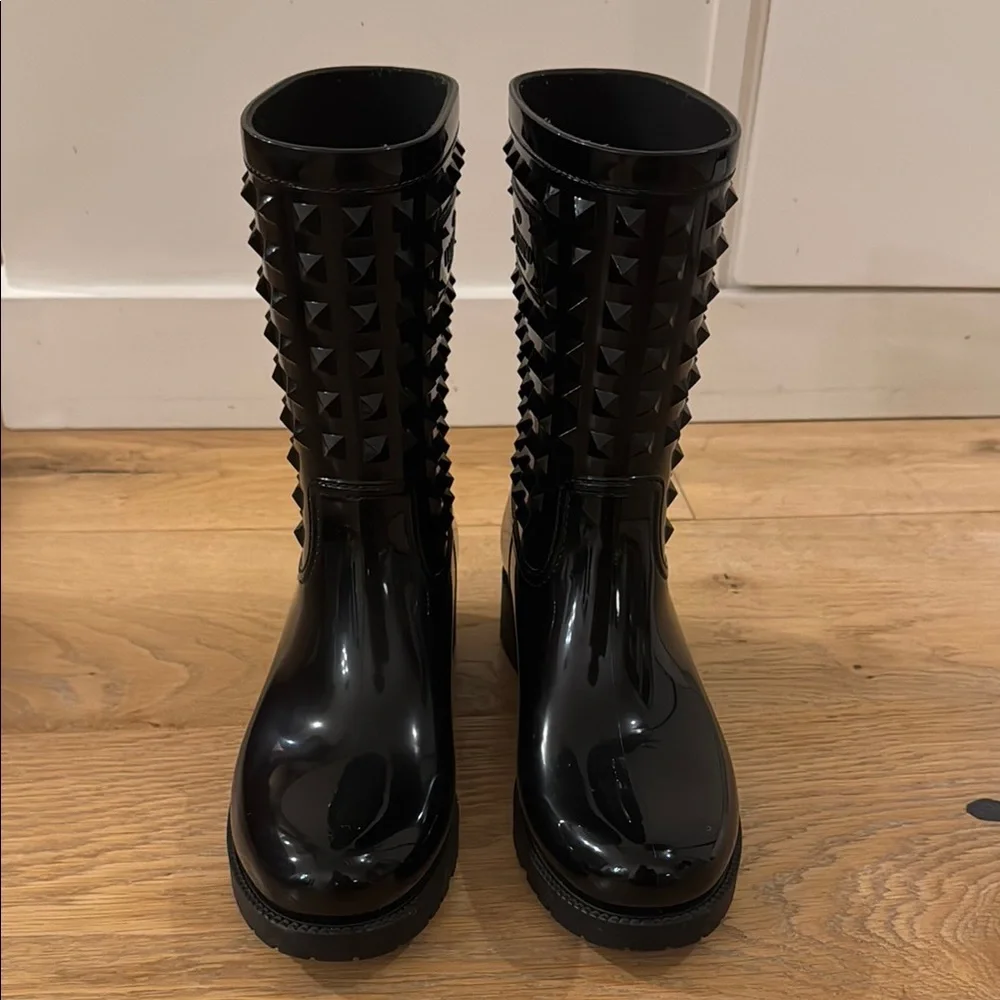 Valentino Rockstud Patent Rain Boots - Picture 4 of 15